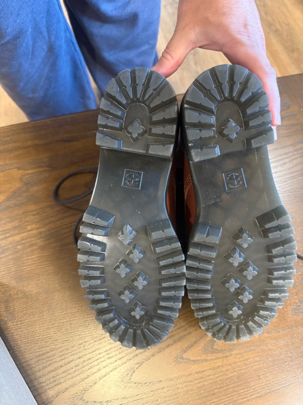 Dr Marten Leona Boot - Picture 6 of 11